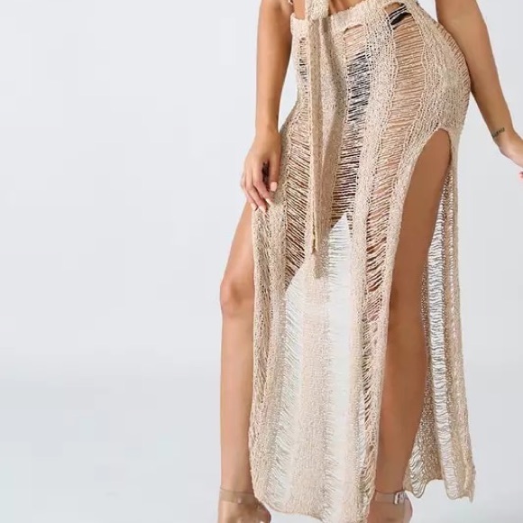 Elegantly Beige Shredded Sexy Cotton Knit Set W/Slit Skirt & Long Tie Wrap Top - Picture 5 of 9